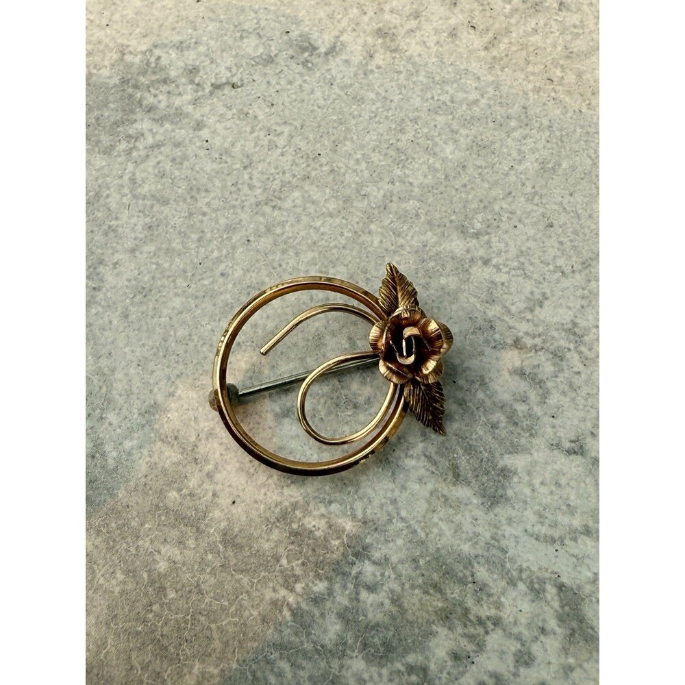 Vintage Krementz Brooch Pin
